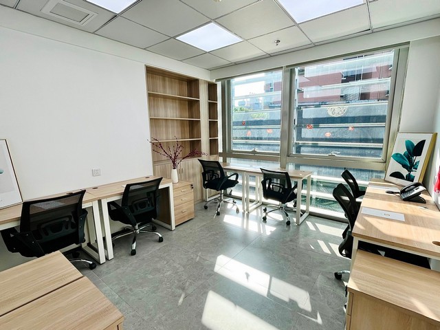 湖北LED雷达控制太阳能路灯节能环保